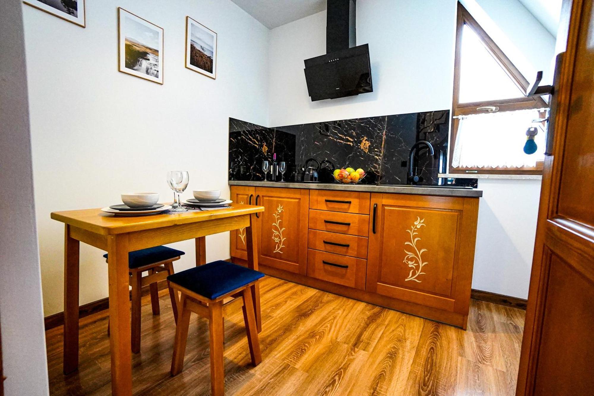 Apartamenty U Trebuniow ซุเค ภายนอก รูปภาพ